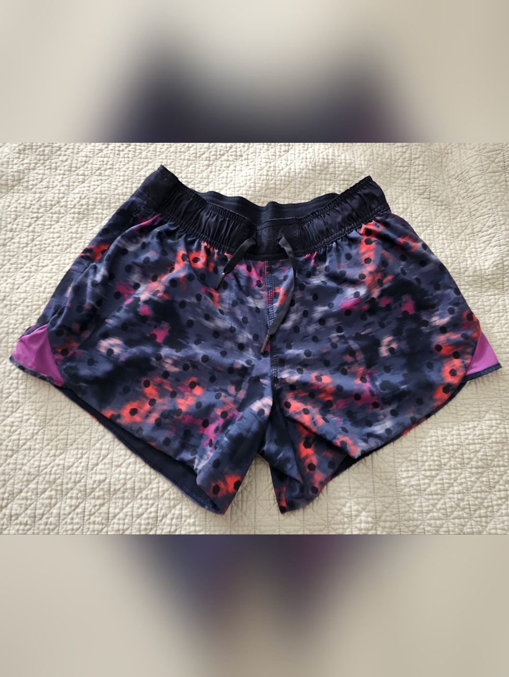 Lululemon Super Squad Shorts size 6